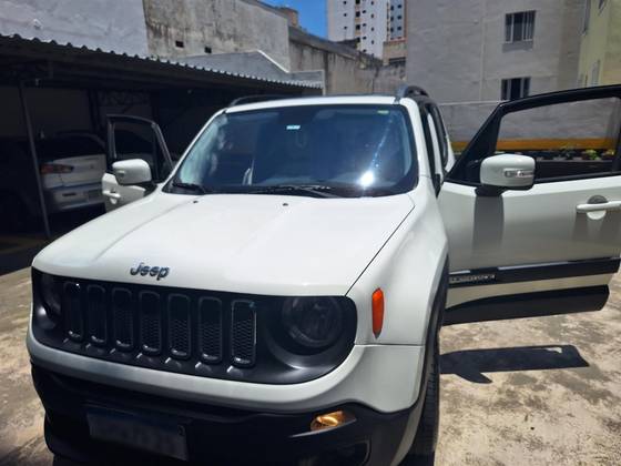 JEEP RENEGADE 1.8 16V FLEX LONGITUDE 4P AUTOMÁTICO JEEP RENEGADE 1.8 16V FLEX LONGITUDE 4P AUTOMÁTICO